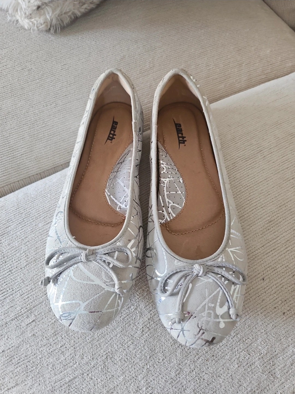Palladium Women's Light Gray Ballet Flats with Metallic Silver Pattern